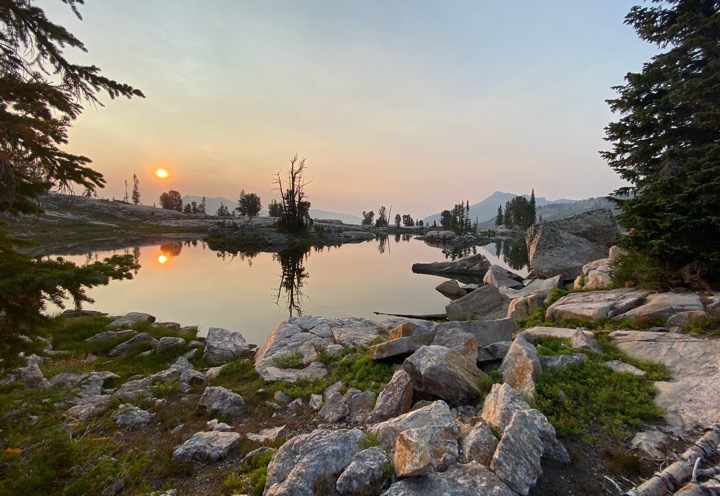 image of a high mountain lake